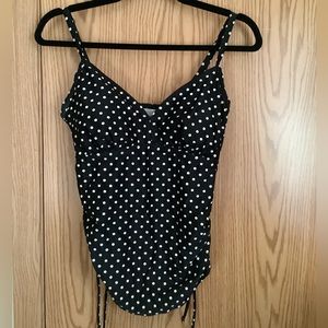 🍉Baltex tankini top 12D, wire free, adjustable ruching on sides, EUC, v-neck